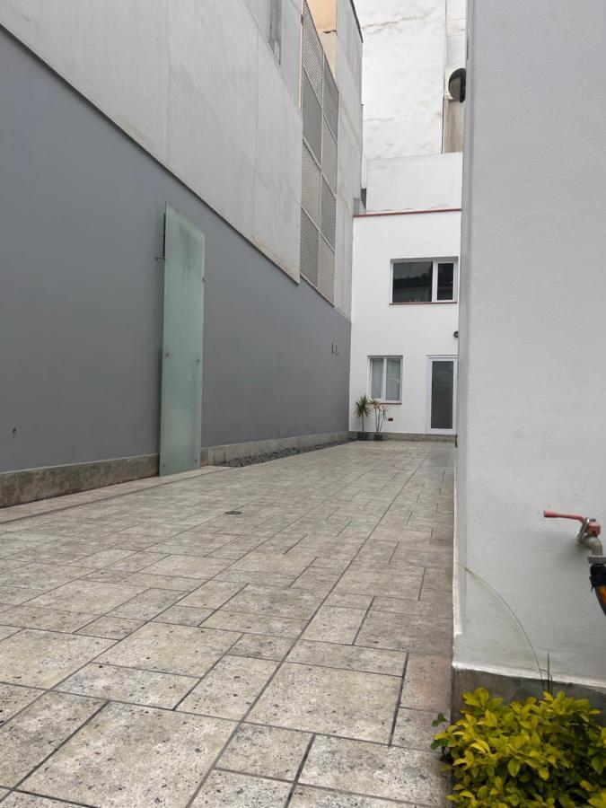 Privada Con Bano Habitación en casa particular *